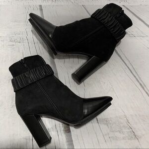 Malloni Black Suede Booties